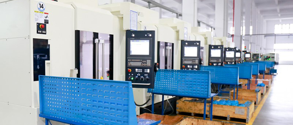 引进高精尖设备，成熟的生产加工定制技术